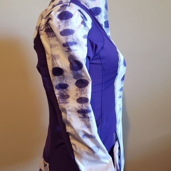 Lululemon Jacket - Picture 4 of 13